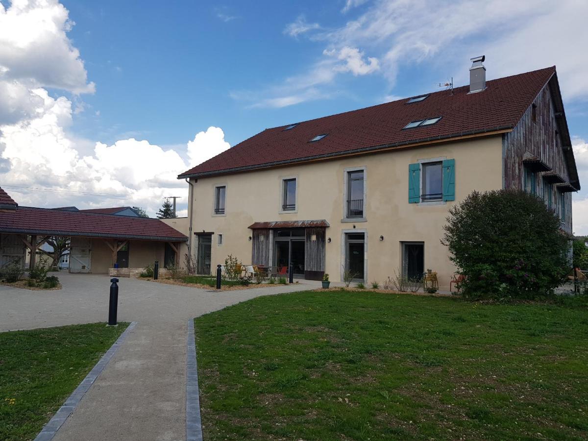 La Pause O Logis Hotel Saint-Laurent-du-Jura Exterior photo